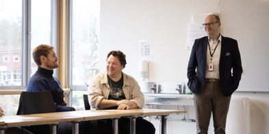 Nils Kristen Sandtrøen Og Tor Jacob Solberg På Skolebenken, Kalnes VGS November 2025 Kopi