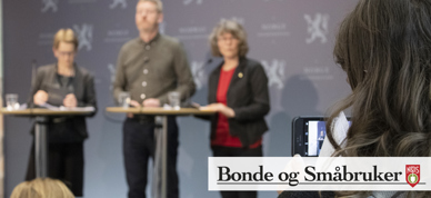 Bonde og Småbruker fra jordbruksforhandlingene til inntektsutvalget - Foto: Nora May Engeseth/NBS Bonde og Småbruker fra jordbruksforhandlingene til inntektsutvalget - Foto: Nora May Engeseth/NBS