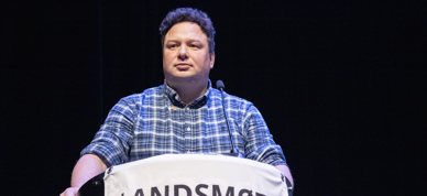 TJS På Talerstolen 1 Kopi TJS På Talerstolen 1 Kopi